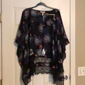 Jessica Simpson nursing cover up